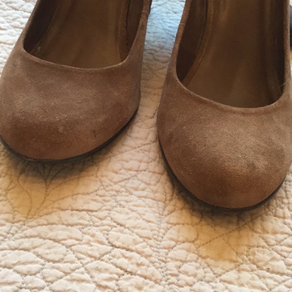 Michael Kors Wedged Shoes - Picture 8 of 8